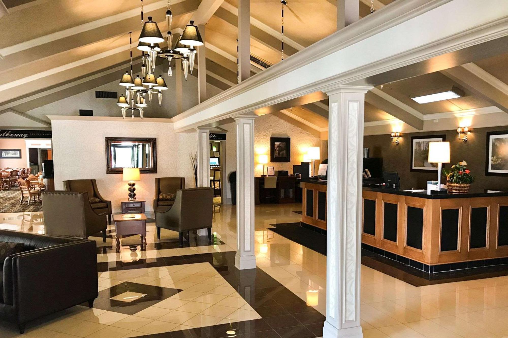 Rodeway Inn Festival Стратфорд Экстерьер фото
